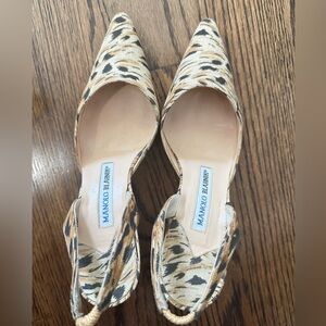 Manolo Blahnik Carolyne Fabric Canepa